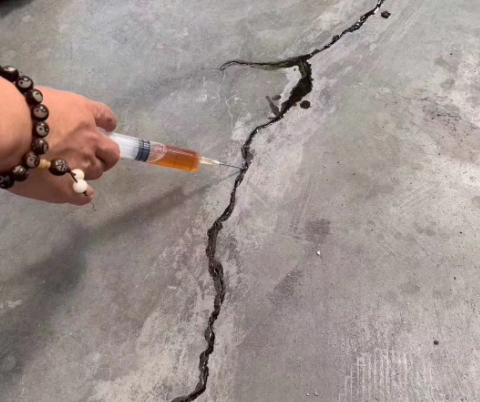 西沙混凝土裂缝修补技术详解​
